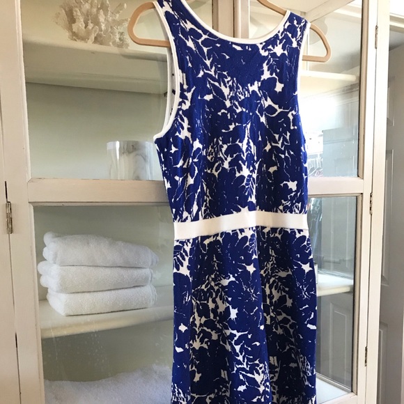 Ann Taylor Dress - Picture 2 of 4